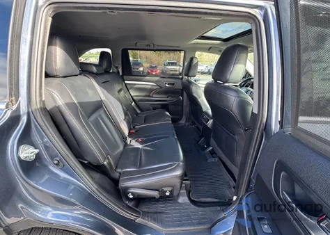 2019 Toyota Highlander Se from USA, damaged, VIN 5TDJZRFH8KS954278